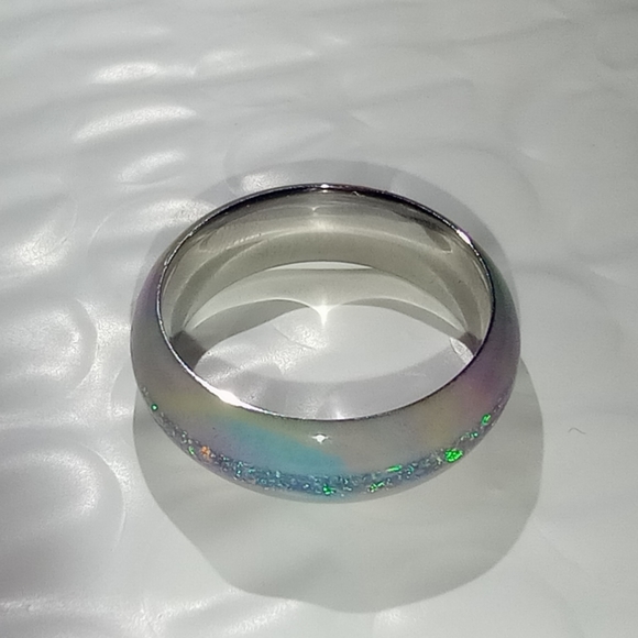 Opal ring, wedding band
